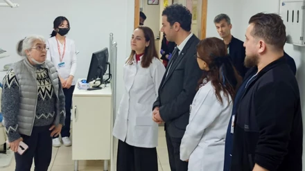 Rektör Yılmaz, Diş Hekimliği Fakültesini ziyaret etti